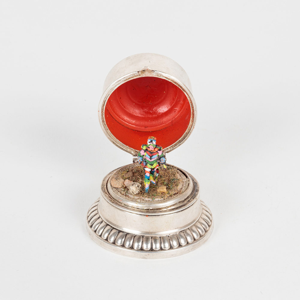 Curtis Talwst Santiago, Artist as knight (self portrait), 2018. Mixed media diorama in reclaimed jewelry box. Courtesy of the artist and Rachel Uffner Gallery.